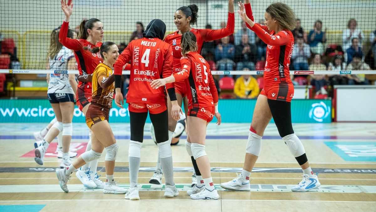 Playoff Challenge A1: Eurotek Laica UYBA vs Chieri