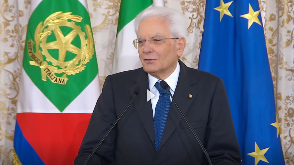 Mattarella incontra Milan e Bologna al Quirinale