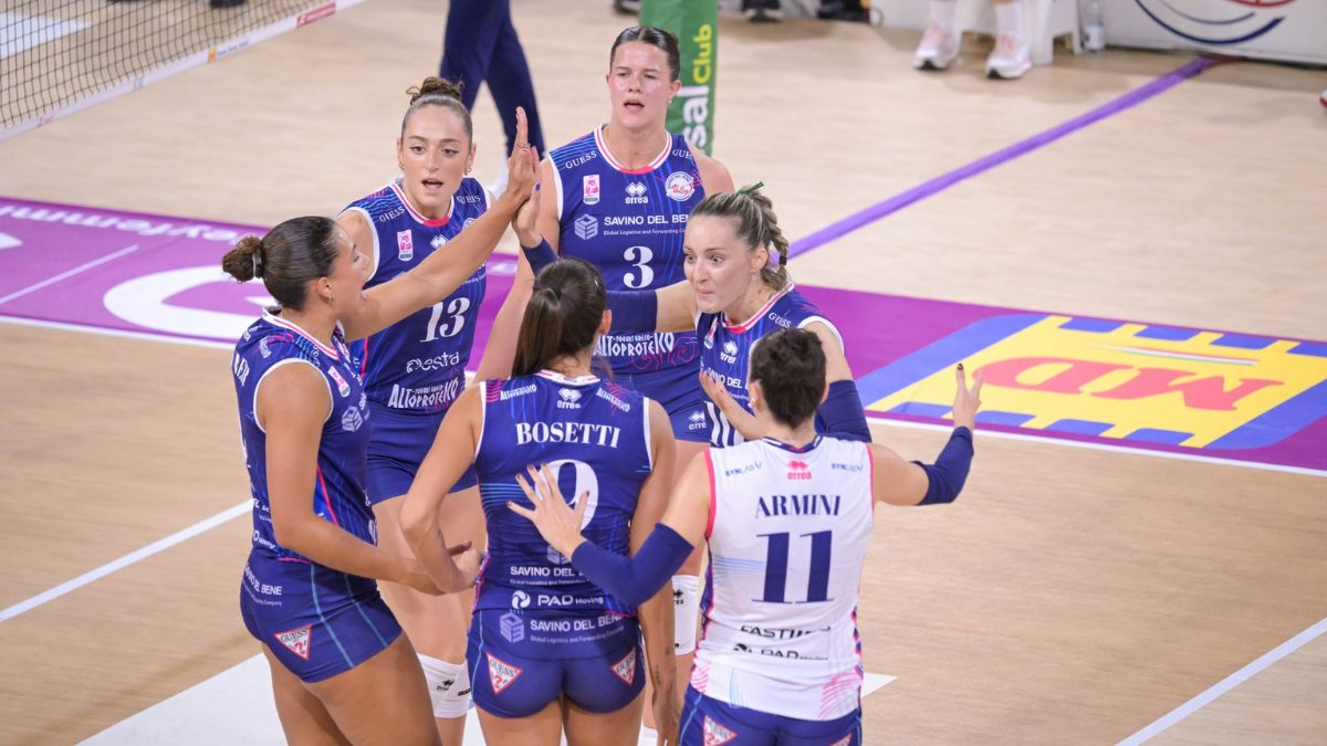 I risultati dei posticipi di Serie A1 femminile: Conegliano batte Vallefoglia 3-0, Scandicci supera Novara 3-2.